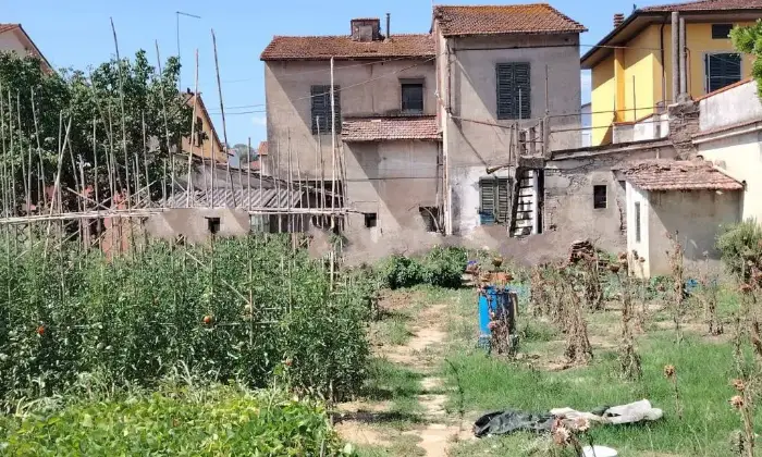 Rexer-Empoli-Vendesi-Terratetto-unifamiliare-via-Senese-Romana-Empoli-Giardino
