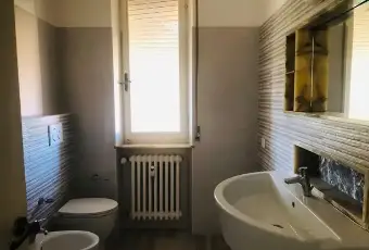 Rexer-Jesi-Appartamento-zona-residenziale-a-Jesi-AN-Bagno