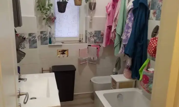 Rexer-Roma-Appartamento-in-vendita-in-via-Umberto-Grosso-a-Ostia-Ponente-Roma-Bagno
