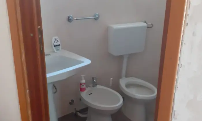 Rexer-Andria-VENDO-TRULLO-DI-MQ-SU-TERRENO-DI-MQ-Bagno