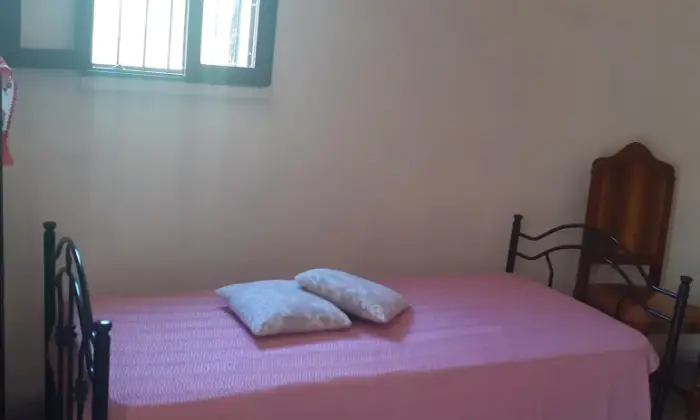 Rexer-Andria-VENDO-TRULLO-DI-MQ-SU-TERRENO-DI-MQ-CameraDaLetto