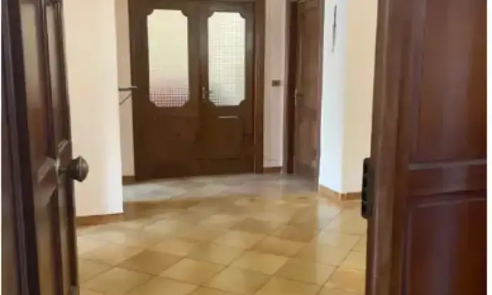 Rexer-Ostuni-Quadrilocale-in-vendita-in-piazza-I-Maggio-Ostuni-Altro