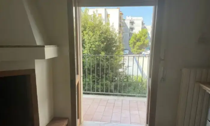 Rexer-Ostuni-Quadrilocale-in-vendita-in-piazza-I-Maggio-Ostuni-Altro