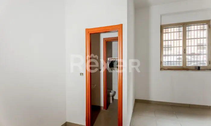 Rexer-Avellino-Locale-Commerciale-In-Vendita-Altro