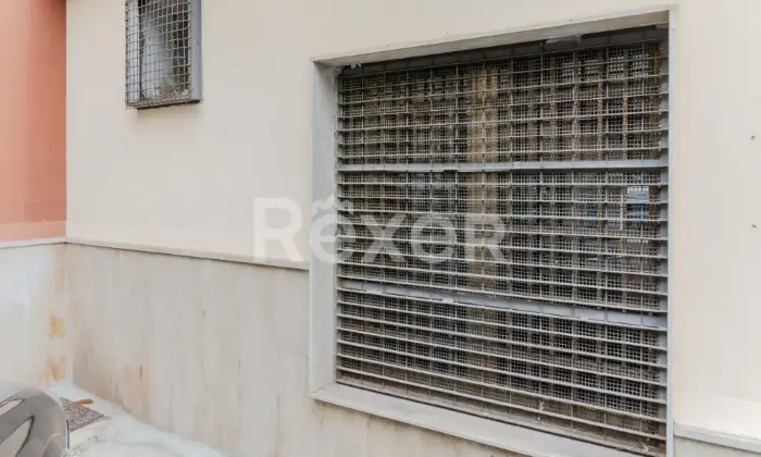 Rexer-Avellino-Locale-Commerciale-In-Vendita-Altro