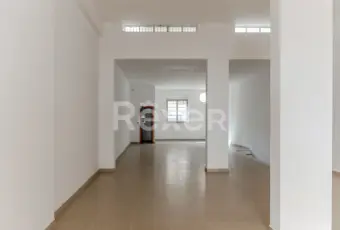 Rexer-Avellino-Locale-Commerciale-In-Vendita-Altro
