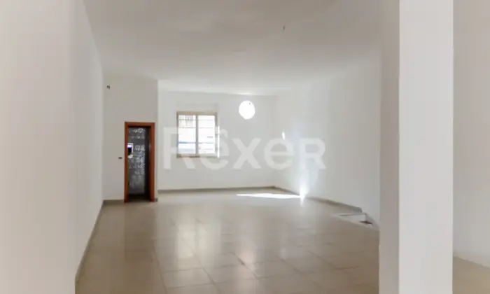 Rexer-Avellino-Locale-Commerciale-In-Vendita-Altro