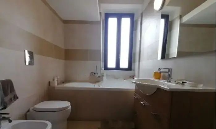 Rexer-Catania-Attico-in-vendita-in-via-Santa-Maddalena-Centro-Storico-Catania-Bagno