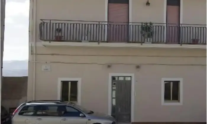 Rexer-Castel-di-Iudica-Vendesi-appartamento-in-Via-Scilletta-a-Castel-di-Iudica-ALTRO