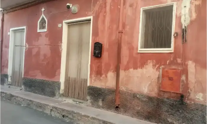 Rexer-Adrano-Vendesi-appartamento-in-Via-Peperelli-Adrano-Altro