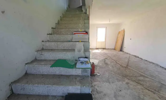 Rexer-Abbadia-Cerreto-Due-villette-a-schiera-vendibili-separatamente-Altro