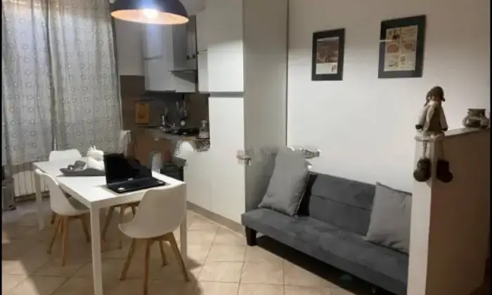 Rexer-Carrara-Bilocale-piazza-Duomo-Centro-Carrara-Salone