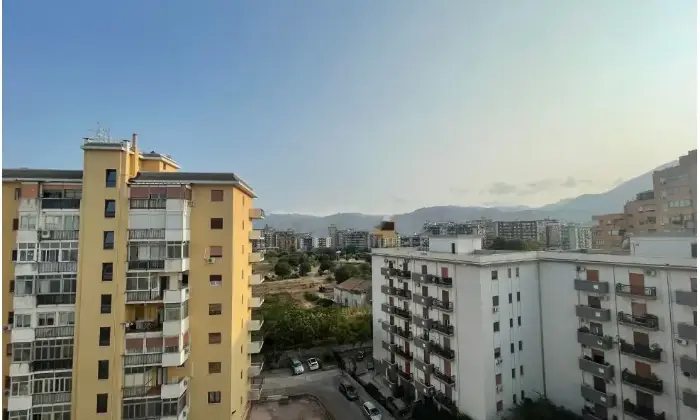 Rexer-Palermo-Vendesi-appartamento-in-Via-G-L-BerniniUditoreDa-VinciPalermo-Terrazzo