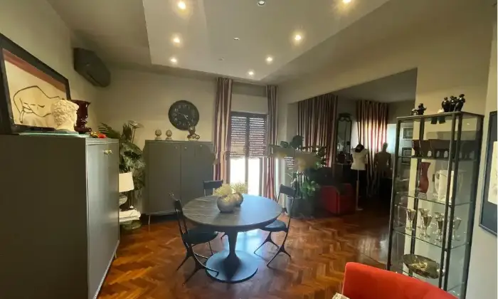 Rexer-Palermo-Vendesi-appartamento-in-Via-G-L-BerniniUditoreDa-VinciPalermo-Altro
