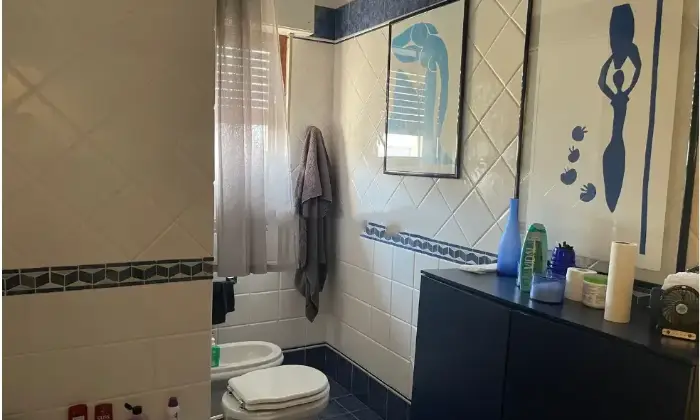 Rexer-Palermo-Vendesi-appartamento-in-Via-G-L-BerniniUditoreDa-VinciPalermo-Bagno