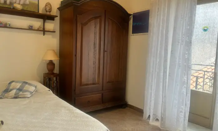 Rexer-Bisacquino-Vendesi-appartamento-indipendente-a-Bisacquino-PA-CAMERA-DA-LETTO