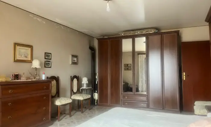 Rexer-Bisacquino-Vendesi-appartamento-indipendente-a-Bisacquino-PA-CAMERA-DA-LETTO