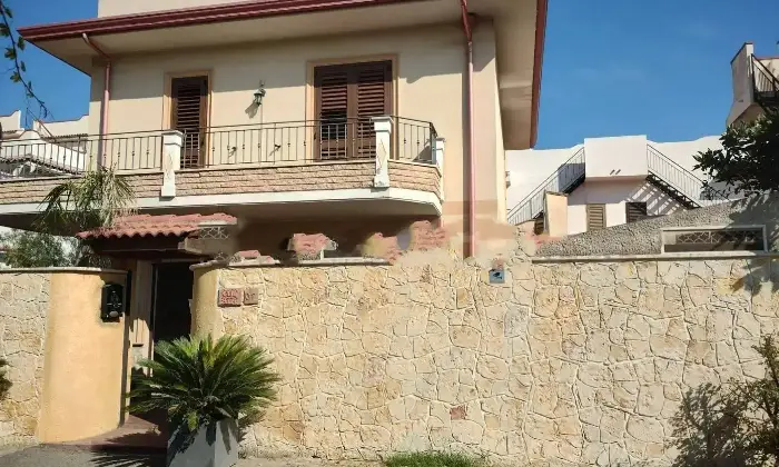 Rexer-Rometta-VILLA-INDIPENDENTE-CON-ACCESSO-AL-MARE-DIRETTO-e-RISERVATO-Facciata