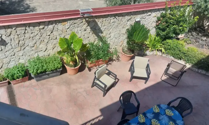 Rexer-Rometta-VILLA-INDIPENDENTE-CON-ACCESSO-AL-MARE-DIRETTO-e-RISERVATO-Esterno
