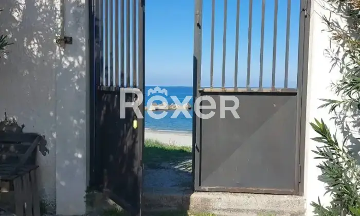 Rexer-Rometta-Marea-VILLA-INDIPENDENTE-IN-CLASSE-ENERGETICA-B-CON-ACCESSO-AL-MARE-DIRETTO-e-RISERVATO-a-pochi-residenti-Altro