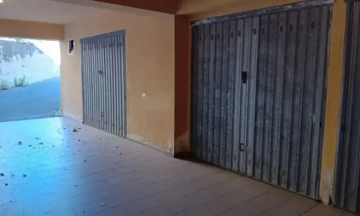 Rexer-Barcellona-Pozzo-di-Gotto-Garage-in-vendita-in-via-Giuseppe-Garibaldi-Altro