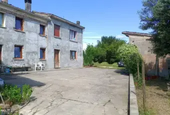 Rexer-San-Benedetto-Po-Casa-colonica-in-Strada-Argine-Zara-a-San-Benedetto-Po-Giardino