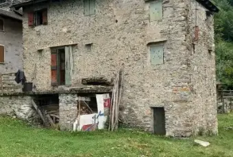 Rexer-Stazzona-Casalecascina-in-vendita-in-BasciarinoStazzona-Giardino