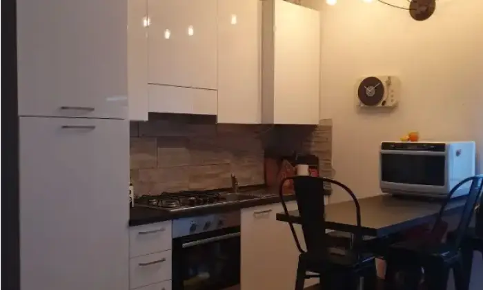 Rexer-Castiglione-Dintelvi-Bilocale-in-vendita-in-via-Castello-a-Centro-Valle-Intelvi-Cucina