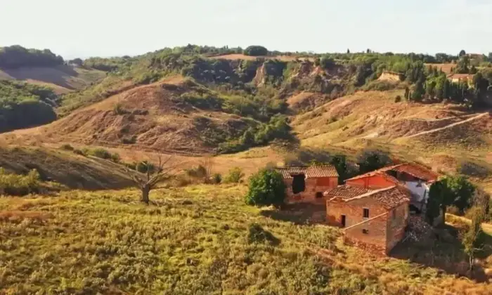 Rexer-Asciano-Vendesi-Propriet-rustica-in-vendita-in-strada-delle-Sante-MarieAsciano-Terrazzo