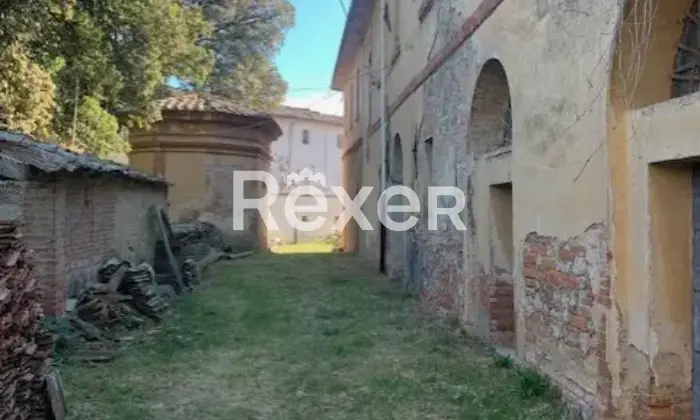 Rexer-Asciano-Vendesi-Propriet-rustica-in-vendita-in-strada-delle-Sante-MarieAsciano-Altro