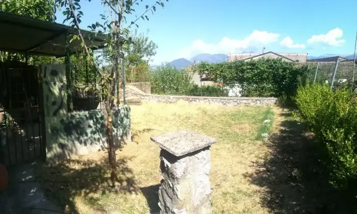 Rexer-Solopaca-Appartamento-in-vendita-in-via-Veglianti-a-Solopaca-Giardino
