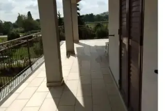 Rexer-Cavagli-Villa-in-vendita-in-via-Leonardo-da-Vinci-Terrazzo