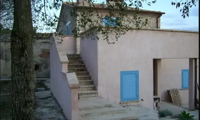 Rexer-Calvi-dellUmbria-Vendesi-casale-in-Via-Montana-a-Calvi-dellUmbria-Terrazzo