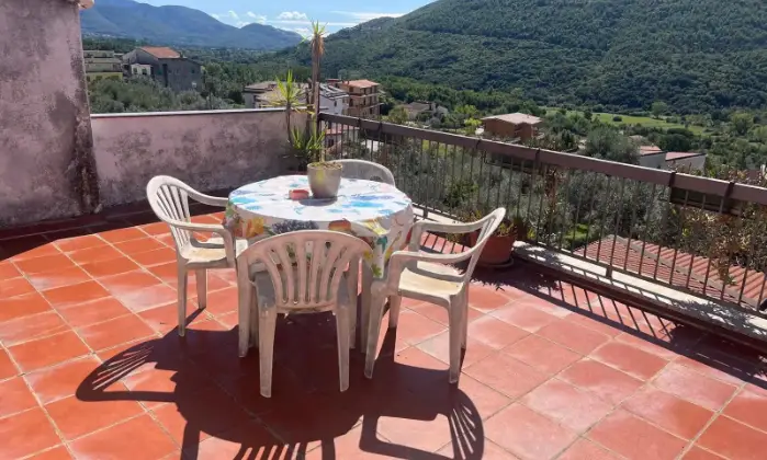 Rexer-Capriati-a-Volturno-Propriet-nel-centro-di-Capriati-a-Volturno-Terrazzo