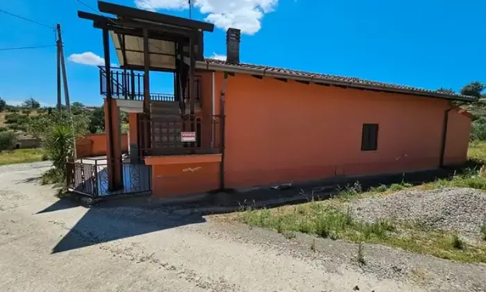 Rexer-Altomonte-Villetta-con-terreno-agricolo-Altomonte-CS-Terrazzo