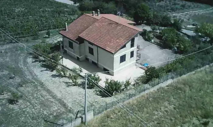 Rexer-Lapio-Vendesi-villaq-in-SpAvellino-ALTRO