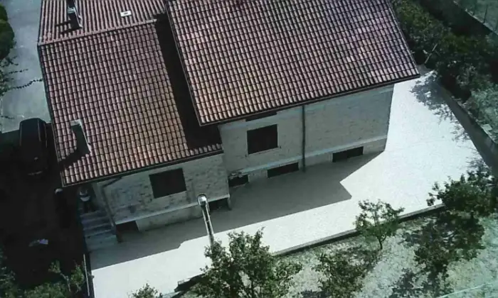 Rexer-Lapio-Vendesi-villaq-in-SpAvellino-ALTRO