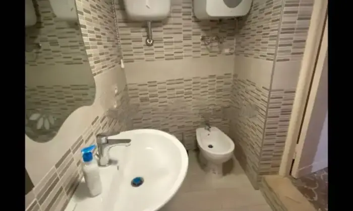 Rexer-Tarquinia-Quadrilocale-in-corso-Vittorio-Emanuele-Centro-Storico-Tarquinia-Bagno