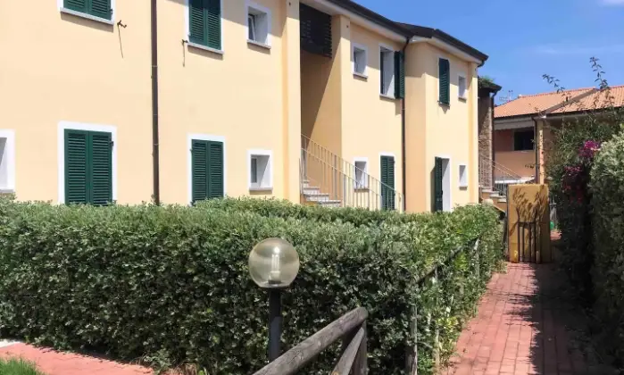 Rexer-Badesi-Bilocale-in-vendita-in-localit-Baia-delle-Mimose-a-Badesi-Giardino
