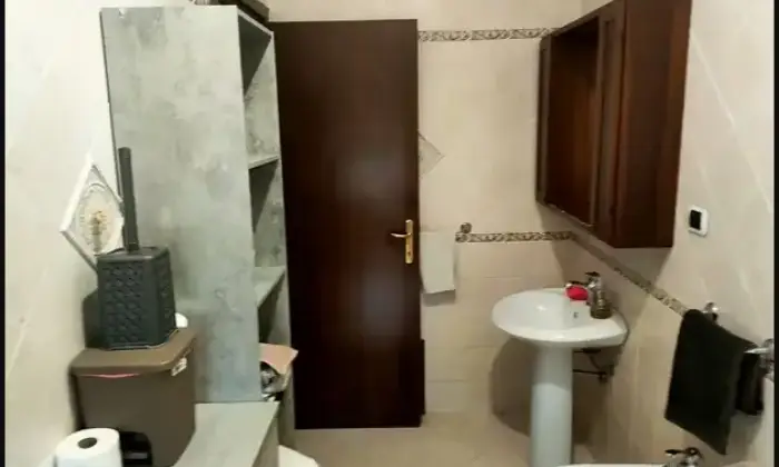 Rexer-Abbasanta-Appartamento-in-vendita-in-via-Vittorio-Emanuele-ad-Abbasanta-Bagno