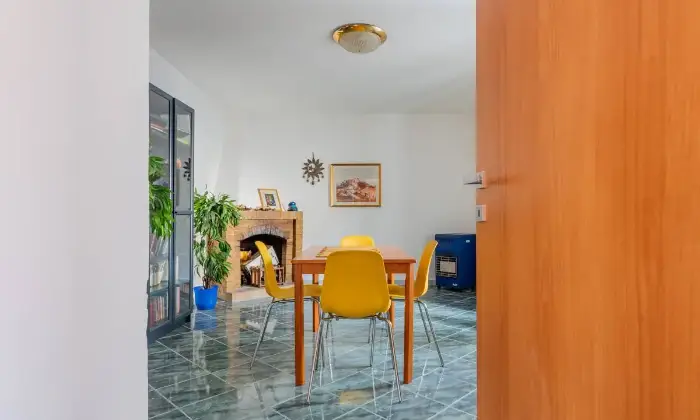 Rexer-Brittoli-Villetta-indipendente-con-panorama-mozzafiato-Altro