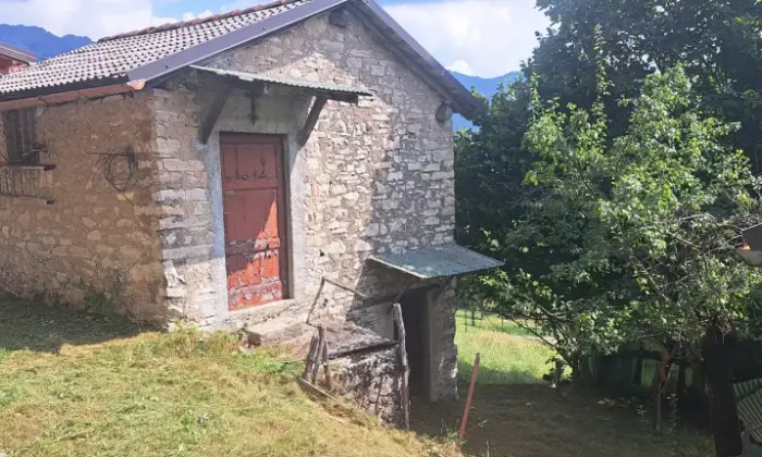 Rexer-Esino-Lario-Cascine-in-vendita-in-localit-Ortanella-ad-Esino-Lario-C-Altro