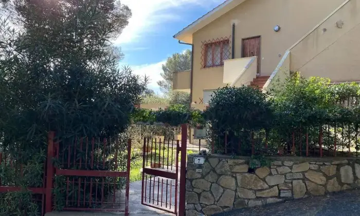 Rexer-Rosignano-Marittimo-Vendesi-appartamento-in-via-Oglio-Rosignano-Marittimo-Terrazzo