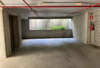 Rexer-Sotto-il-Monte-Giovanni-XXIII-AFFITTASI-POSTI-AUTO-CARVICO-Garage
