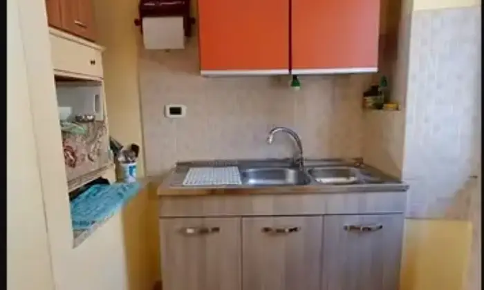 Rexer-Genazzano-Vendesi-appartamento-a-Genazzano-Cucina