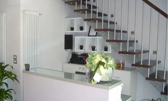 Rexer-Arezzo-Vendesi-villa-a-schiera-in-Via-Platani-a-GioviPugliaCatona-Arezzo-Altro