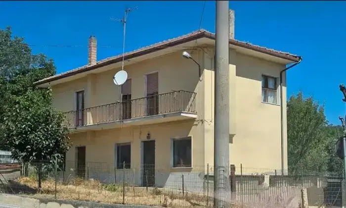 Rexer-Vallesaccarda-Villa-singola-con-giardino-Giardino