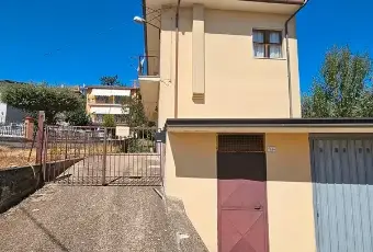 Rexer-Vallesaccarda-Villa-singola-con-giardino-Terrazzo