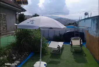 Rexer-Ancarano-Vendesi-stabile-composto-da-appartamentiAncarano-TE-Giardino