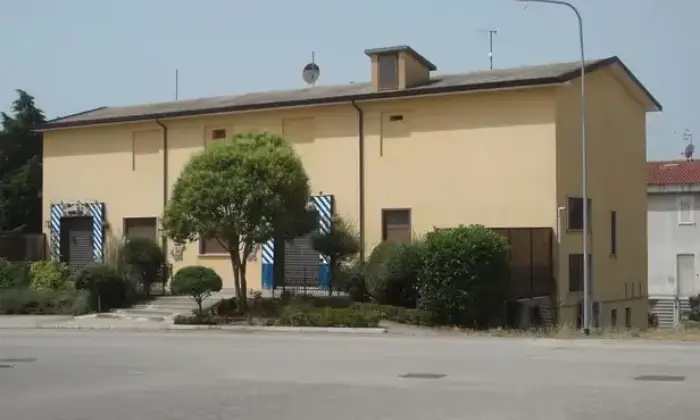 Rexer-Calitri-Vendesi-immobile-a-Calitri-AV-Terrazzo